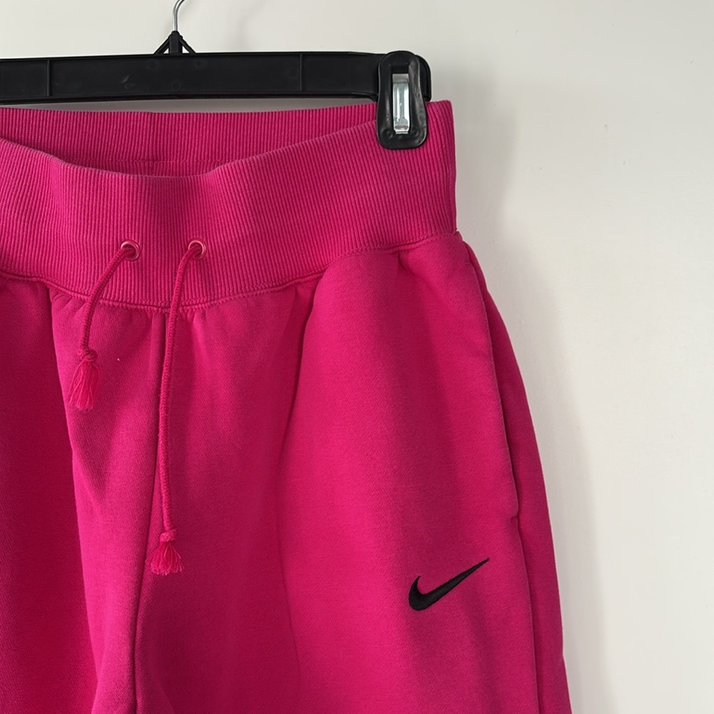 Fuschia Nike Sweatpants